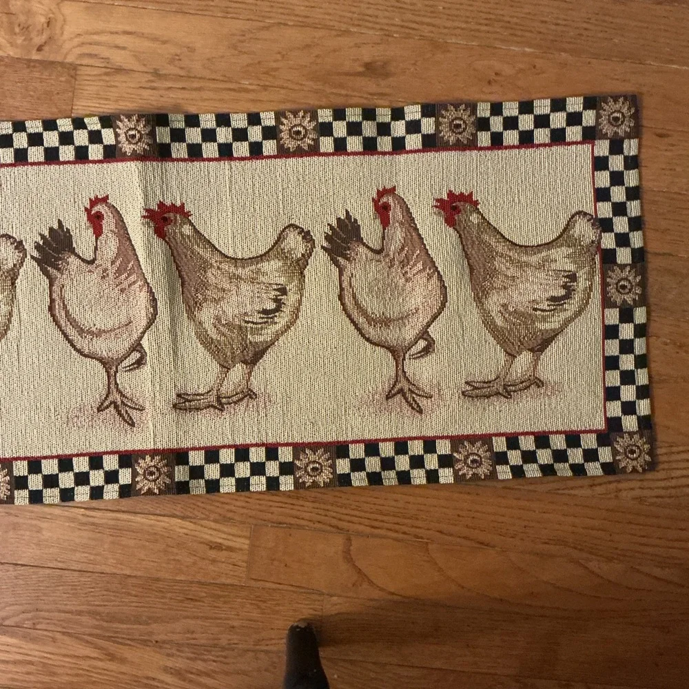 Farmhouse Chicken Tapestry‎